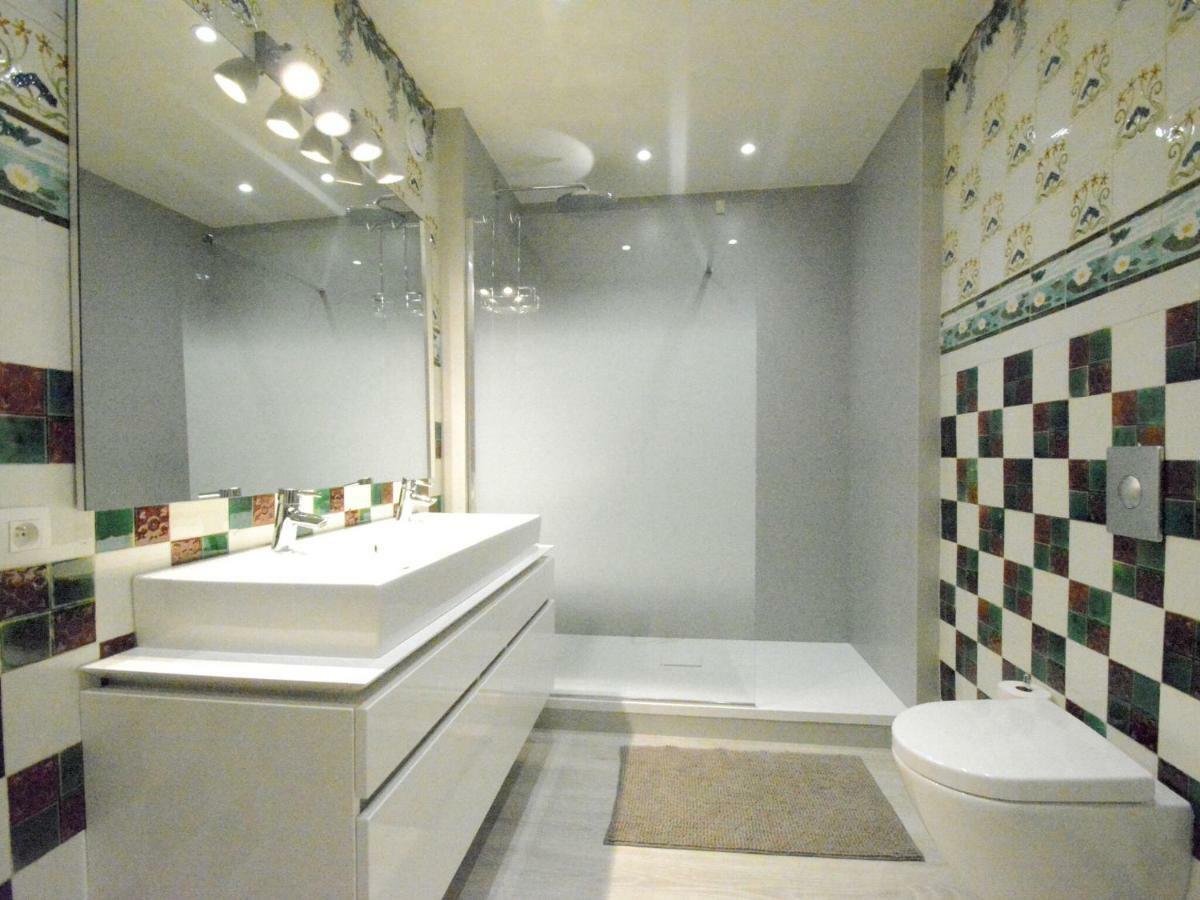 فيلا Large Townhouse With Pool Table بوالون المظهر الخارجي الصورة
